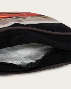 ACADIA NATIONAL PARK PET BED - NAPPER