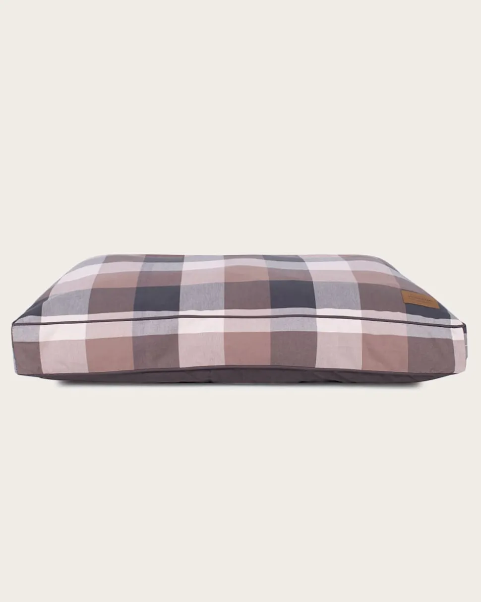 BLOCK PLAID PET BED - NAPPER