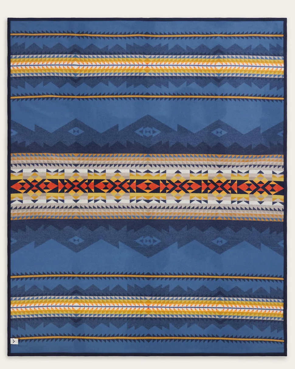 CASCADIA BLANKET