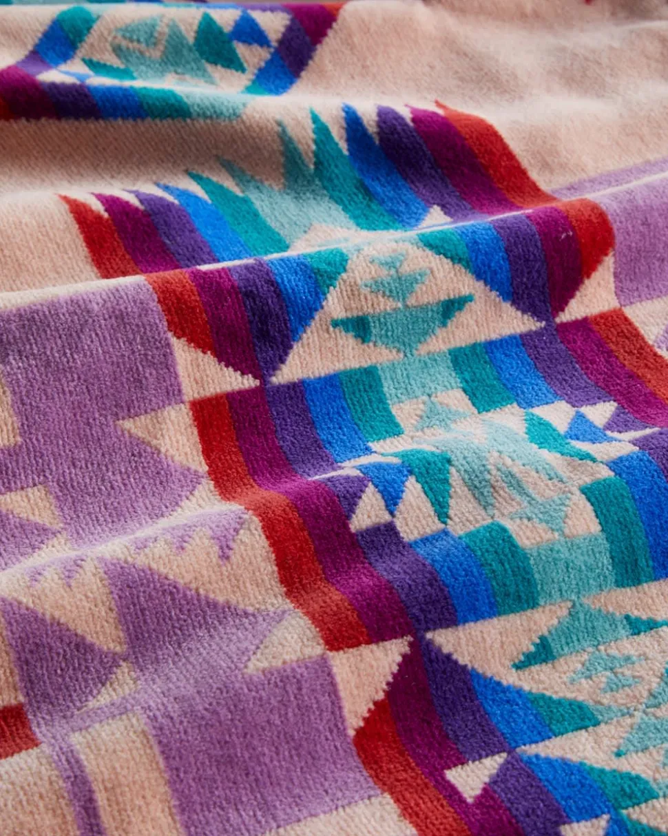 CHIEF JOSEPH HOODED KIDS' TOWEL