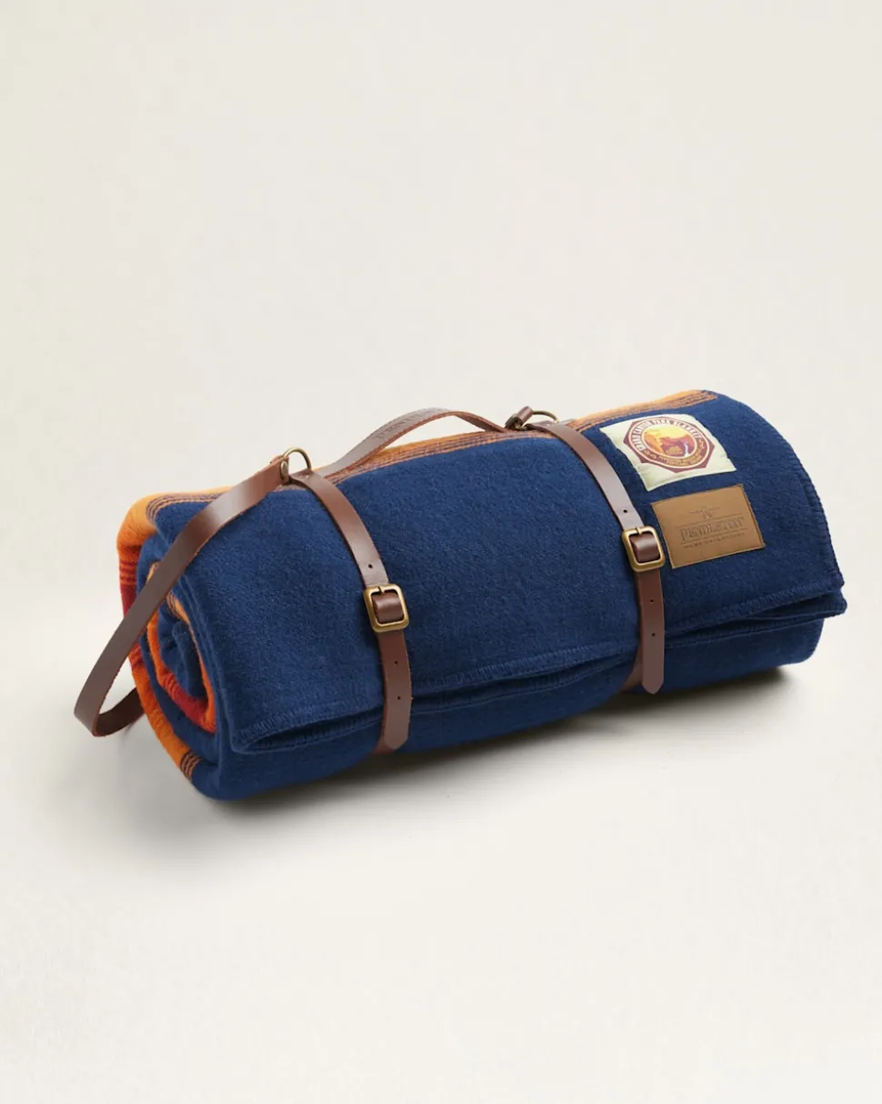 GRAND CANYON NATIONAL PARK THROW WITH CARRIER