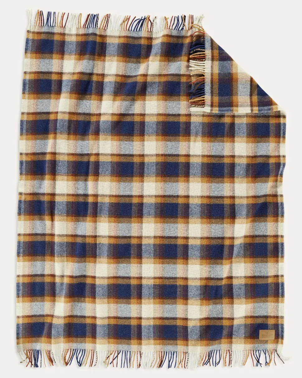 MOTOR ROBE THROW WITH LEATHER CARRIER