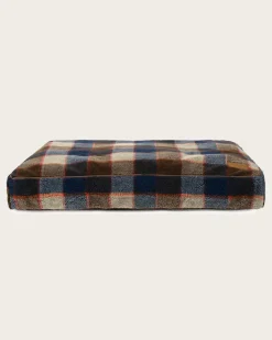 MOUNTAIN PLAID PET BED - NAPPER