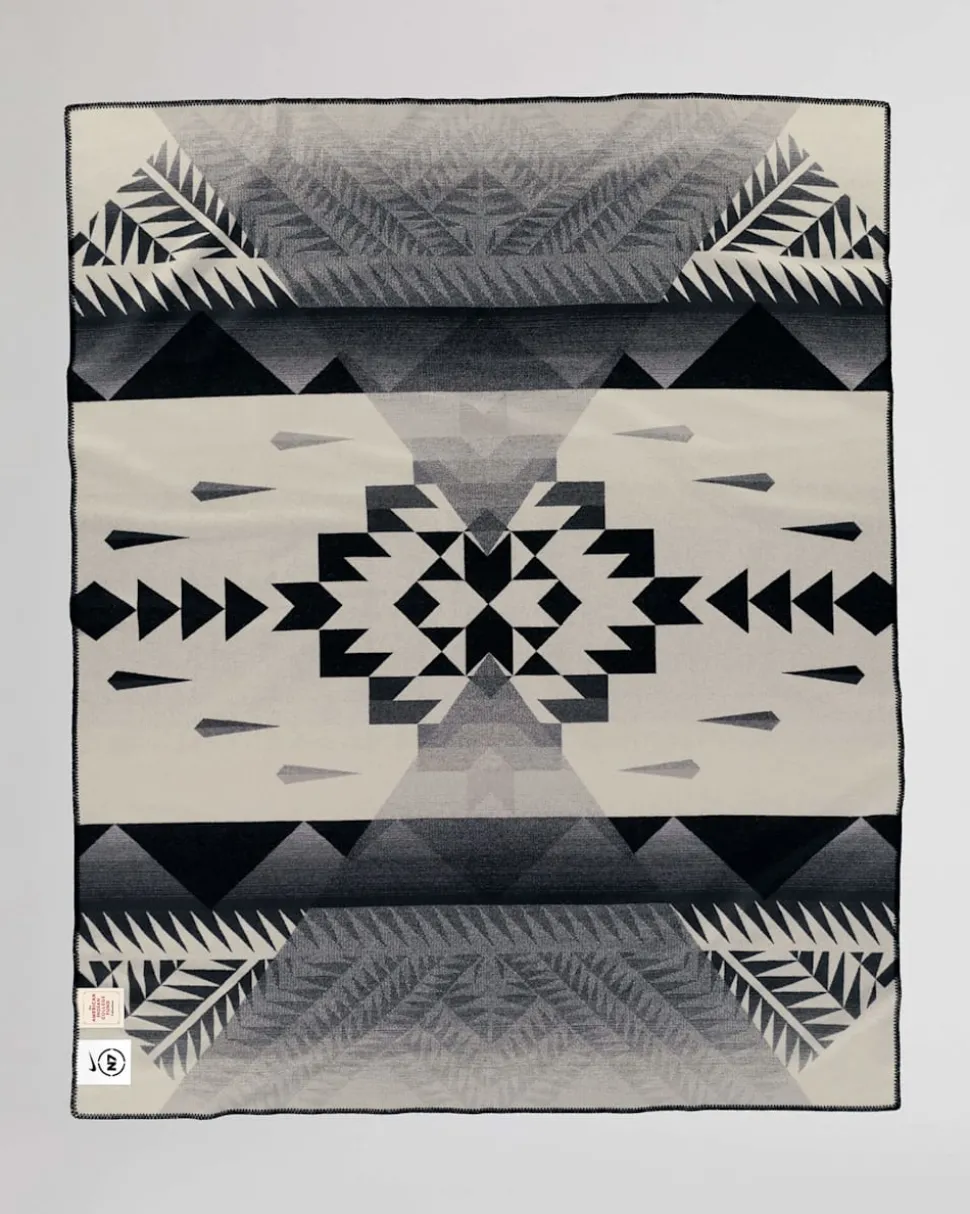 NIKE N7 SEVEN PEAKS BLANKET