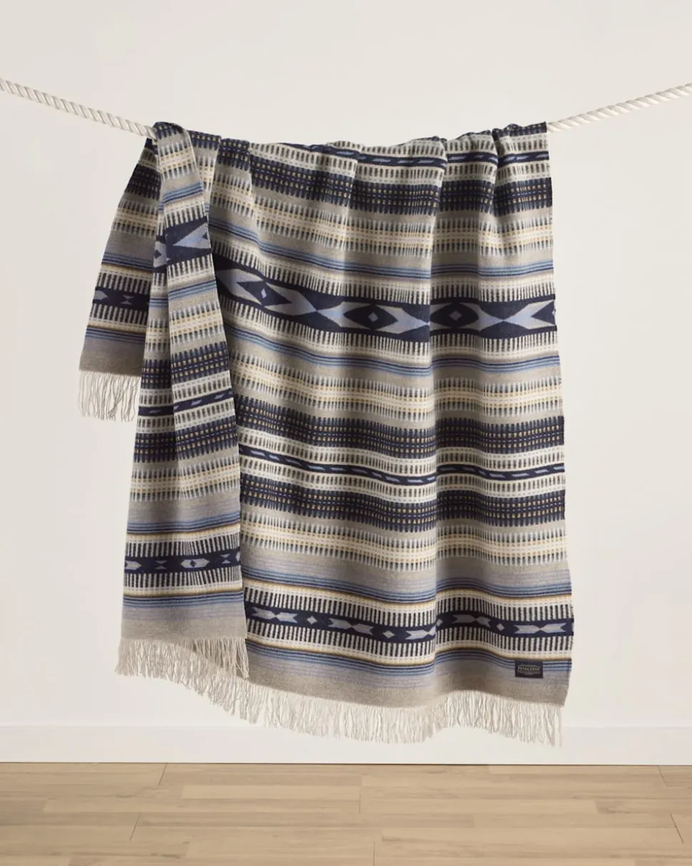 RIO BRAVO THROW