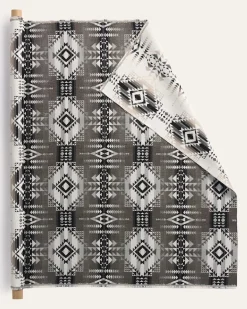 SUNBRELLA X PENDLETON PILOT ROCK FABRIC