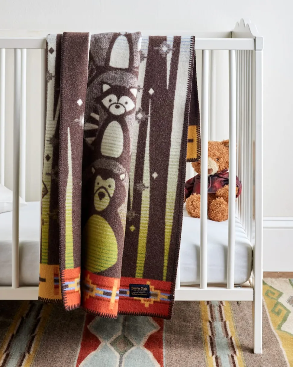 WOODLAND NEIGHBORS CRIB BLANKET