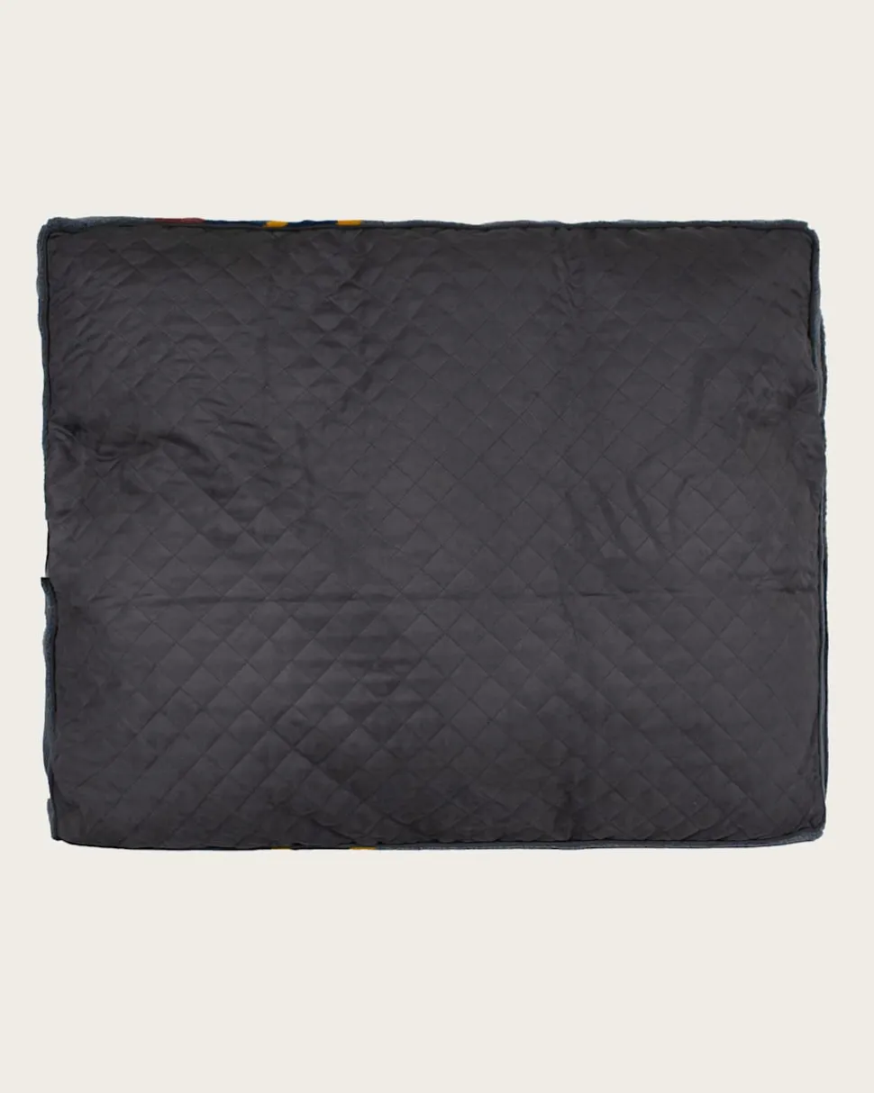 YAKIMA CAMP PET BED - NAPPER