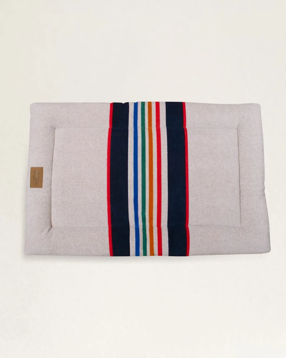 YELLOWSTONE NATIONAL PARK PET BED - COMFORT CUSHION
