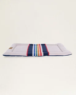 YELLOWSTONE NATIONAL PARK PET BED - COMFORT CUSHION
