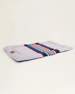 YELLOWSTONE NATIONAL PARK PET BED - COMFORT CUSHION