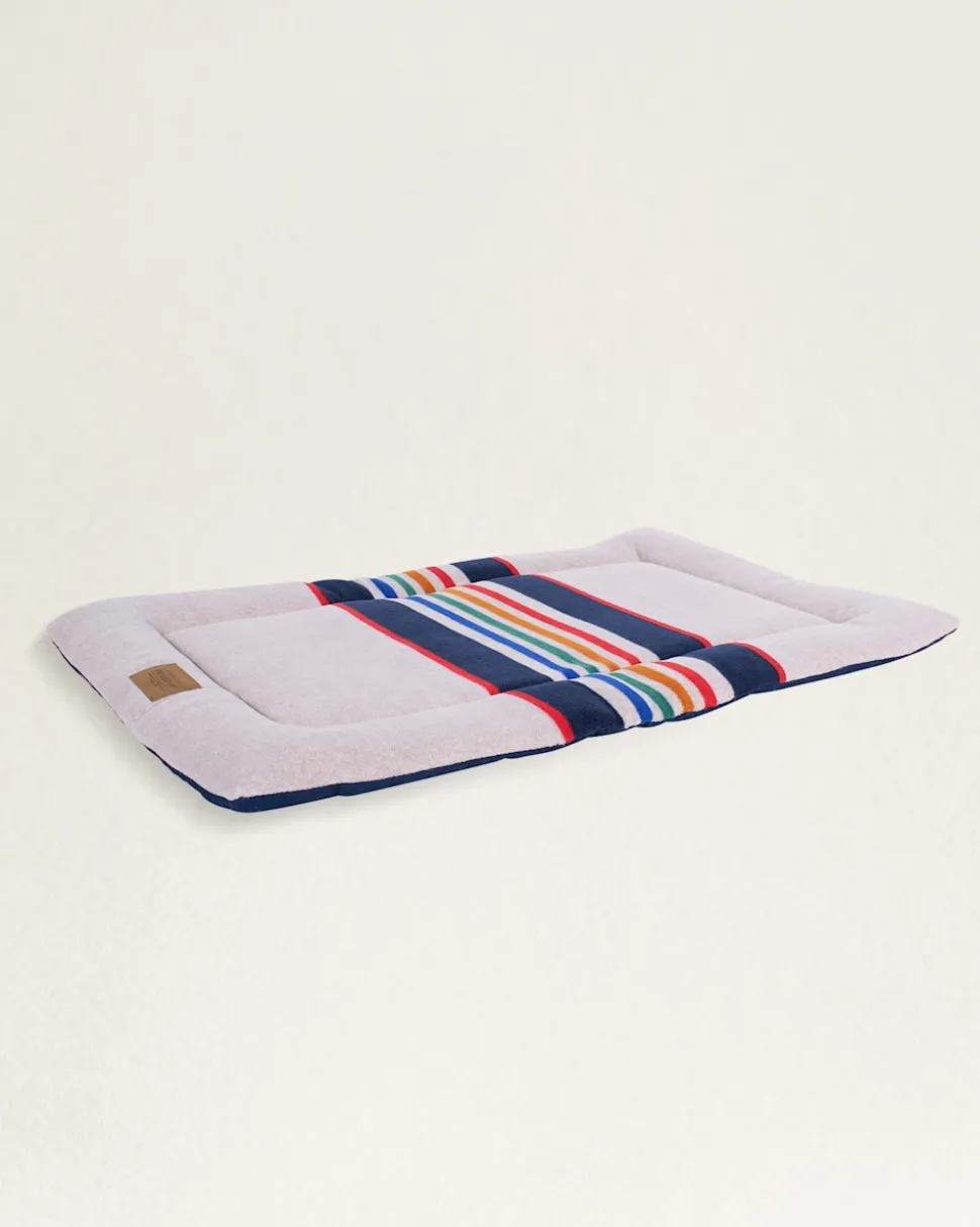 YELLOWSTONE NATIONAL PARK PET BED - COMFORT CUSHION
