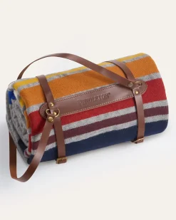 YOSEMITE NATIONAL PARK THROW WITH CARRIER